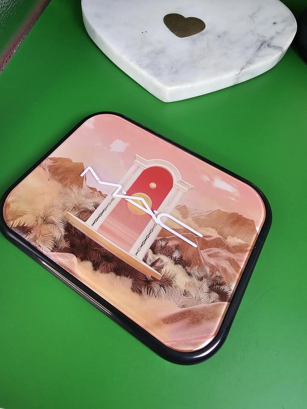 MAC Cosmetics Pink and Red Eyeshadow Palette
